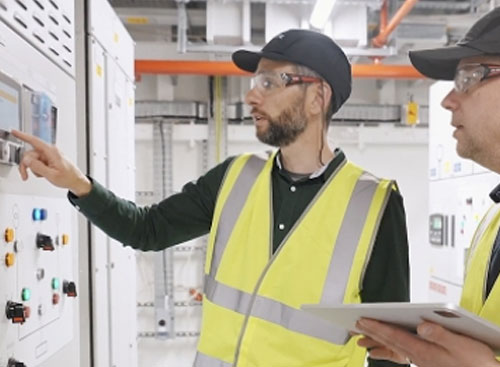 The Upgrade Adventure: Dataflow Management for Existing Systems